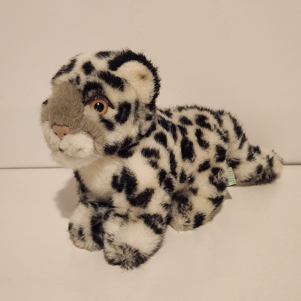 10” World WildLife Fund Snow Leopard Plush Stuffed Animal